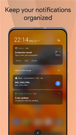 Notification management interface showing screenshot saved notification, silent notifications toggle, and pending update notifications