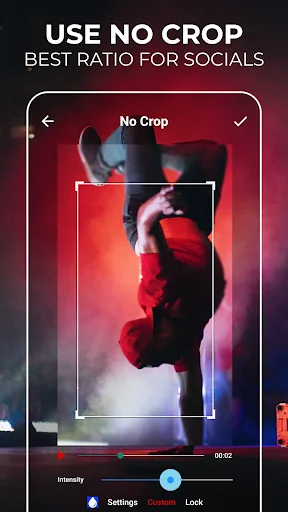 No-crop video editor: social media aspect ratio selector with adjustable frame preview and customizable video ratios